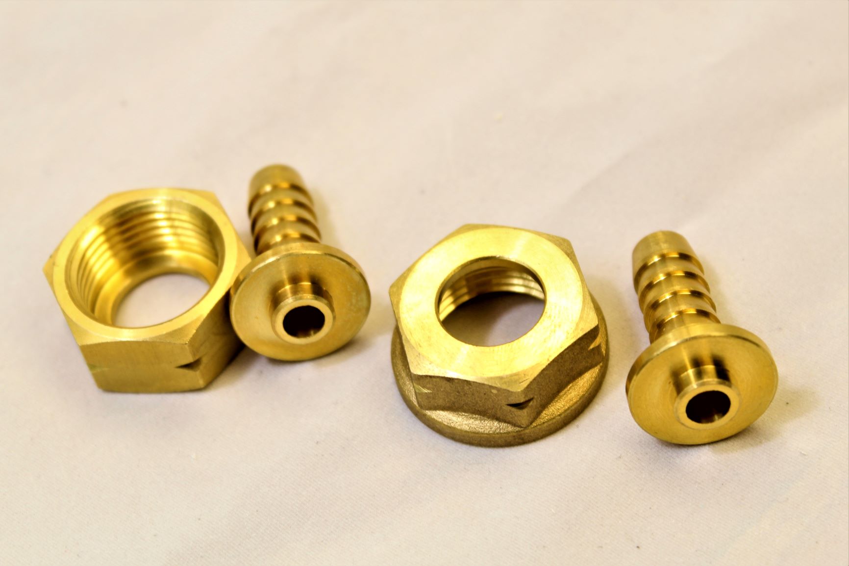 Штуцер со съемной гайкой М22, левая резьба на ВБ