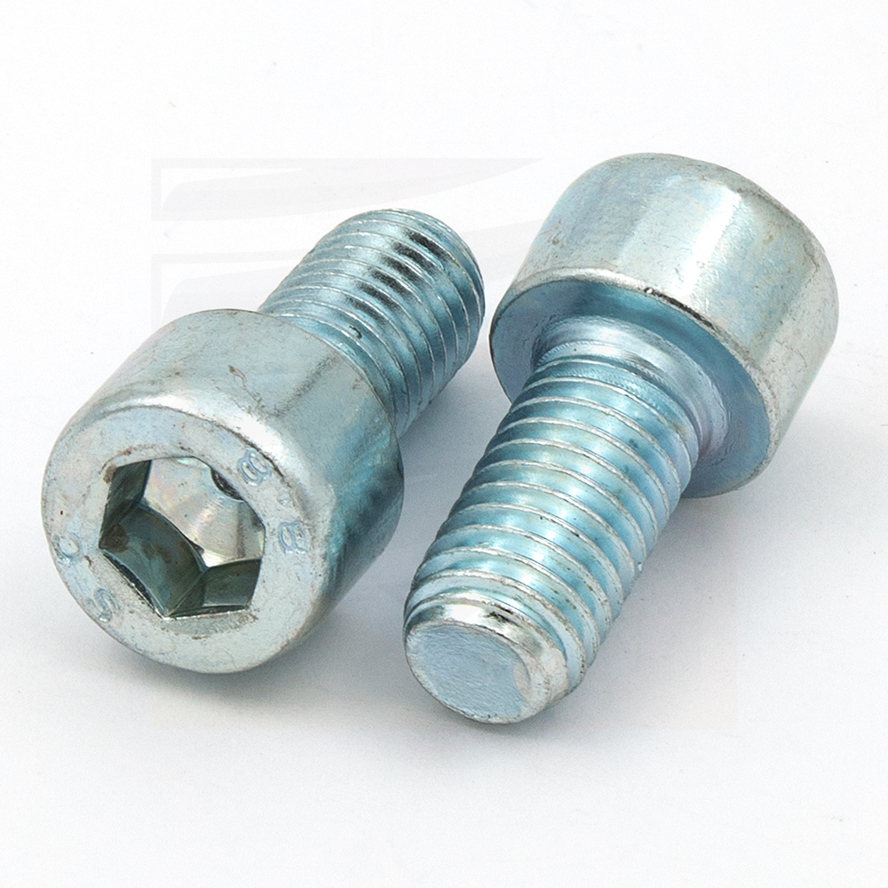 Болт с внутренним шестигранником М10х20 класс прочности 8.8 DIN912