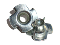Гайка крыльчатая врезная оц. М6 DIN1624 Гайка крыльчатая врезная оц. М6 DIN1624 Гайка крыльчатая вре